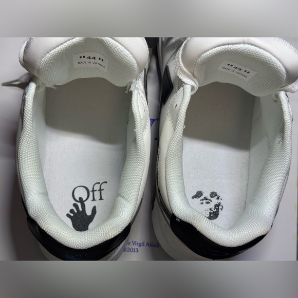 Off-White
Men's Out Of Office Bicolor Leather Sneakers - Picture 4 of 4